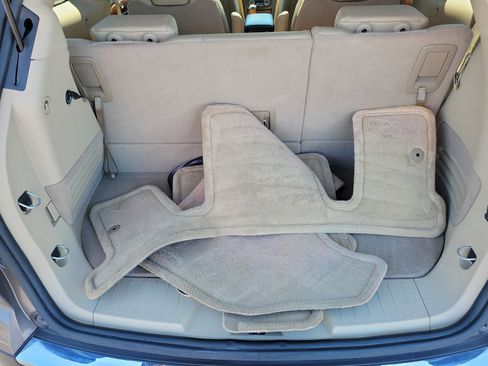 Used 2010 Buick Enclave CXL w/ Trailering Provision Package image 8