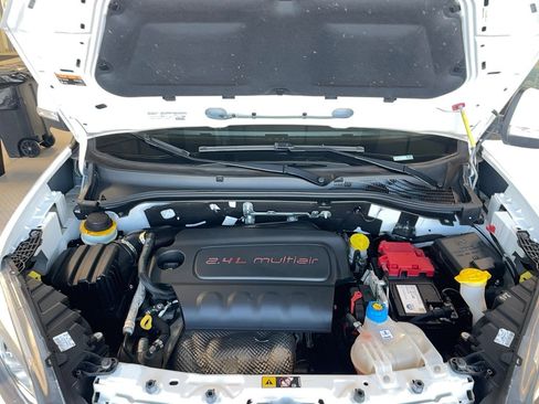 Used 2021 RAM ProMaster City Tradesman SLT image 18