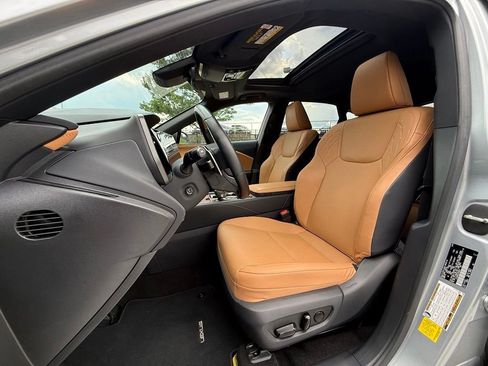 Certified 2025 Lexus RX 350 Premium w/ Accessory Package (Z1) FWD image 22