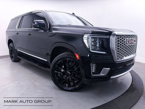 Used 2023 GMC Yukon XL Denali AWD/4WD image 1