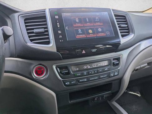 Used 2016 Honda Pilot EX image 13