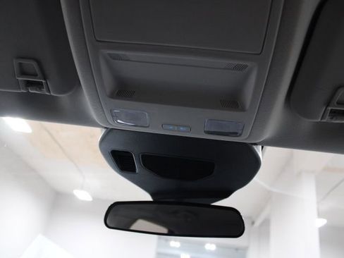 Used 2021 Ford Escape SE image 39