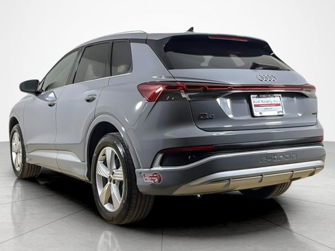Used 2023 Audi Q4 e-tron Premium Plus w/ Premium Plus AWD/4WD image 3
