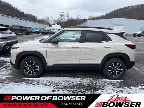 New 2026 Chevrolet TrailBlazer ACTIV w/ Driver Confidence Package AWD/4WD image 2