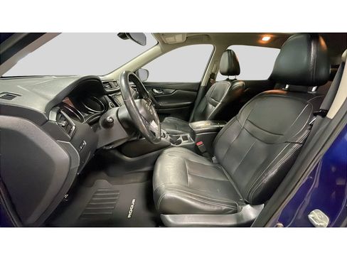 Used 2018 Nissan Rogue SL w/ Premium Package AWD/4WD image 12