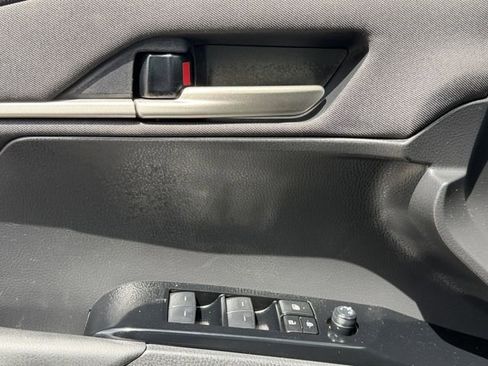 Used 2025 Toyota Camry LE image 23