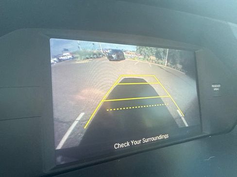 Used 2017 Honda Odyssey SE image 7