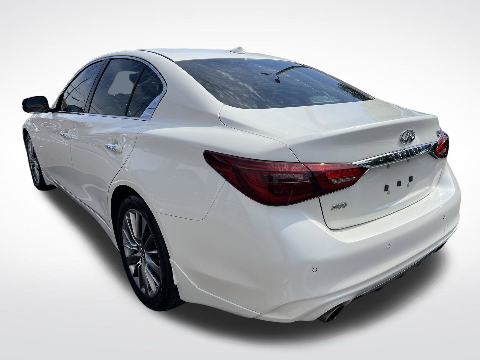 Used 2023 INFINITI Q50 Luxe w/ Cargo Package AWD/4WD image 6