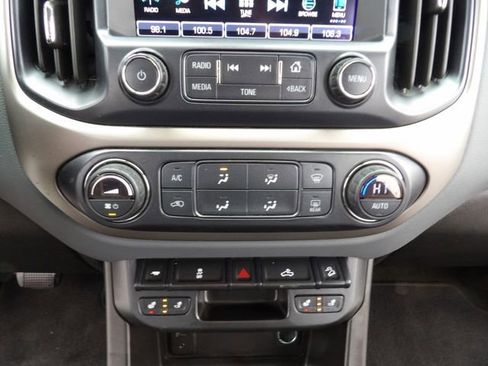 Used 2017 Chevrolet Colorado Z71 image 22