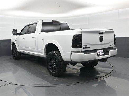 Used 2020 RAM 2500 Laramie w/ Night Edition image 6