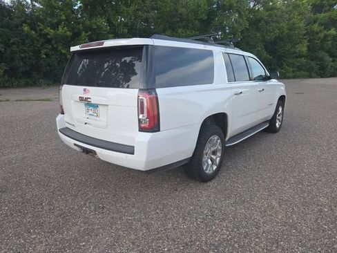 Used 2016 GMC Yukon XL SLE w/ Convenience Package AWD/4WD image 13