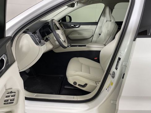 New 2024 Volvo XC60 T8 Plus w/ Protection Package image 4