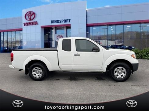 Used 2021 Nissan Frontier S image 6