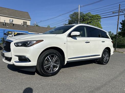 Used 2019 INFINITI QX60 Luxe w/ Essential Package AWD/4WD image 1