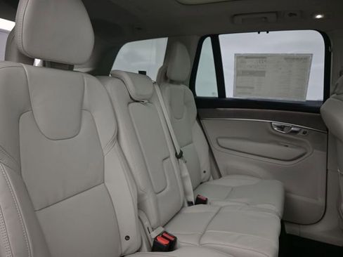 New 2026 Volvo XC90 B6 Ultra w/ Protection Package Premier image 34