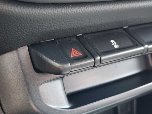 Used 2018 Chevrolet Colorado LT w/ LT Convenience Package AWD/4WD image 21