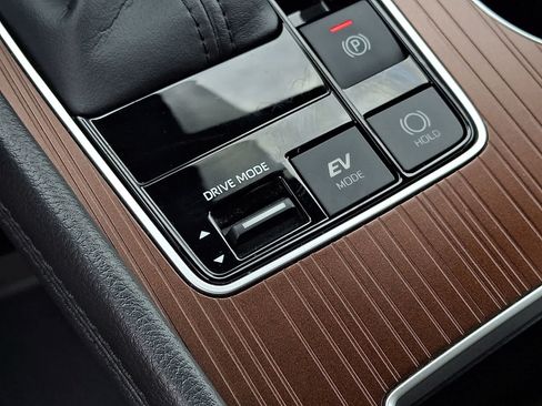 Certified 2022 Toyota Sienna XLE AWD/4WD image 29