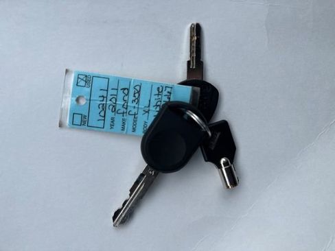 Used 2011 Ford F350 XL w/ Skid Plate Pkg image 53