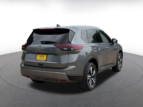 Used 2026 Nissan Rogue SL FWD image 13