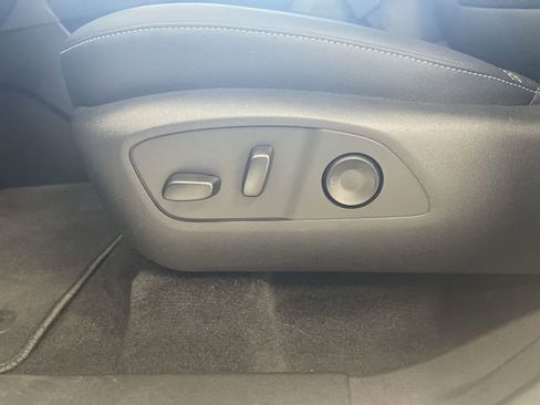 New 2026 Chevrolet Traverse LT w/ Midnight/Sport Edition image 27