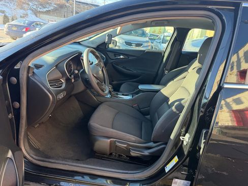 Used 2022 Chevrolet Malibu LS image 22