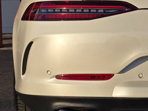 Used 2022 Mercedes-Benz AMG GT 53 image 10