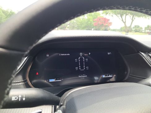 New 2025 Jeep Grand Cherokee L Laredo w/ Luxury Tech Group I image 22