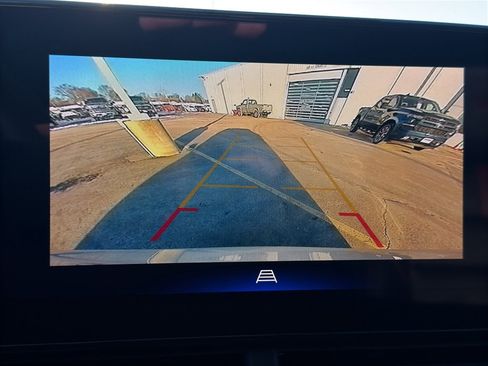 Used 2024 Chevrolet Trax RS w/ Driver Confidence Package image 19