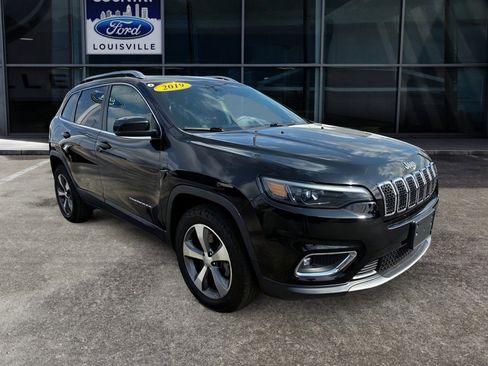 Used 2019 Jeep Cherokee Limited AWD/4WD image 3