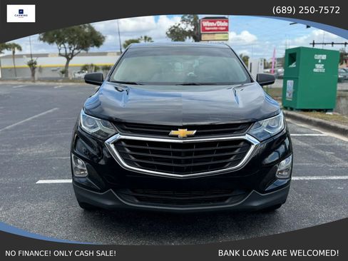 Used 2019 Chevrolet Equinox LS w/ LS Convenience Package image 2