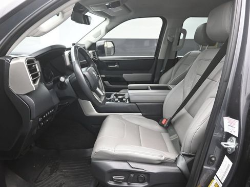 Used 2023 Toyota Tundra Limited w/ Power Package AWD/4WD image 18