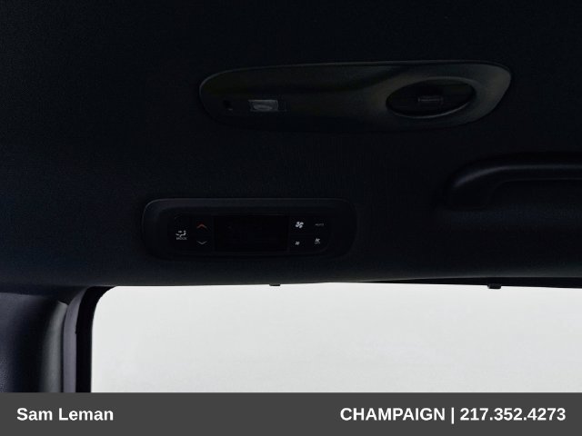 New 2027 Chrysler Pacifica Select FWD image 24