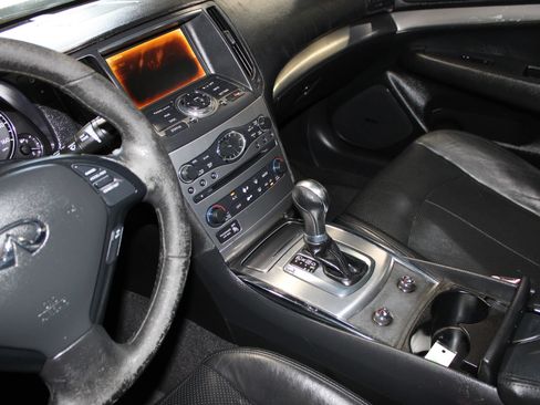 Used 2012 INFINITI G37 Journey w/ Premium Pkg RWD image 21