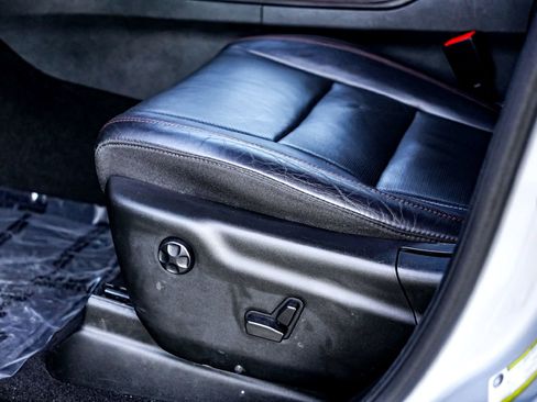 Used 2024 Dodge Durango GT image 23