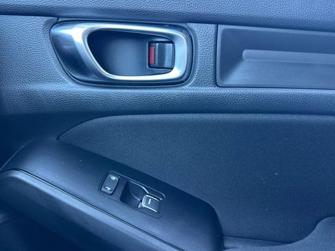 Used 2025 Honda Civic Sport image 18