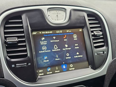 Used 2023 Chrysler 300 Touring image 22