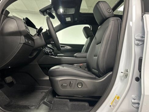 New 2026 Chevrolet Traverse LT w/ Enhanced Driving Package image 19