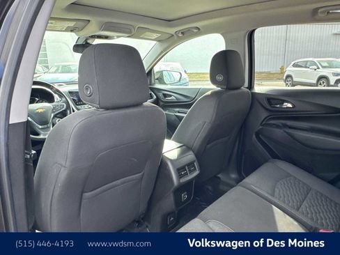 Used 2019 Chevrolet Equinox LT w/ Sun & Navigation Package image 13