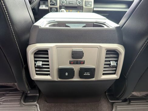 Certified 2018 Ford F150 Lariat w/ Equipment Group 502A Luxury image 38