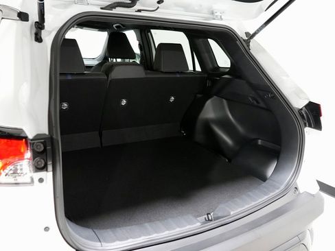 Used 2025 Toyota Corolla Cross AWD Hybrid image 9