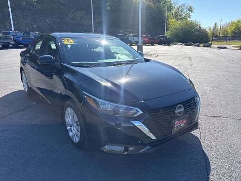 Certified 2024 Nissan Sentra S FWD image 3