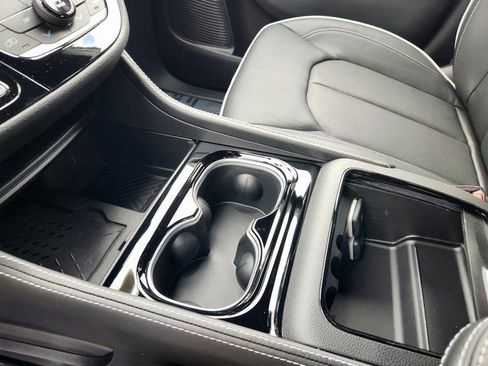 New 2026 Chrysler Pacifica Limited w/ S Appearance Package image 20