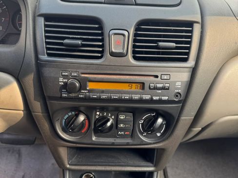 Used 2006 Nissan Sentra 1.8 S FWD image 17