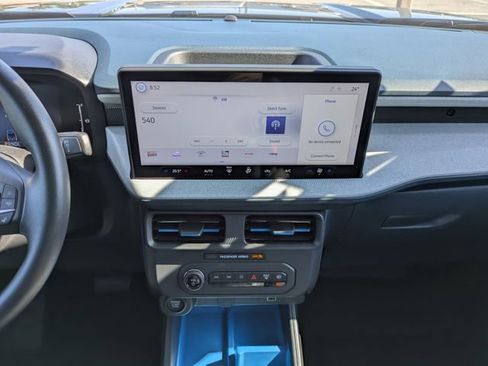 Certified 2026 Ford Maverick XLT FWD image 18