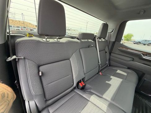New 2026 GMC Sierra 1500 Elevation image 16