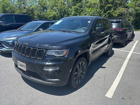 Used 2019 Jeep Grand Cherokee High Altitude AWD/4WD image 2