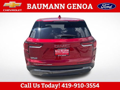 Used 2025 GMC Terrain Elevation AWD/4WD image 5