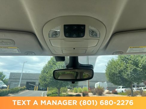 Used 2018 Chrysler Pacifica Touring-L w/ Advanced Safetytec Group FWD image 21