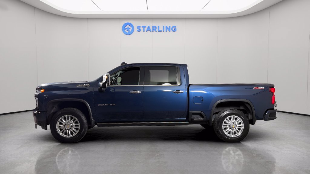 Used 2022 Chevrolet Silverado 2500 High Country w/ Technology Package AWD/4WD image 4