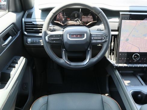 New 2026 GMC Acadia AT4 w/ Luxury Package AWD/4WD image 21